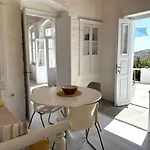 Ferienhaus Traditional Cycladic House With A View Artemonas