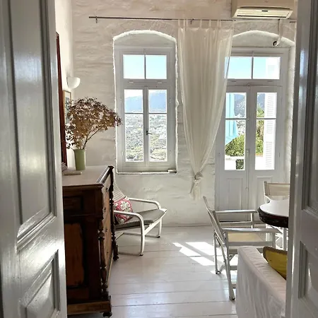 בית נופש Traditional Cycladic House With A View Artemonas