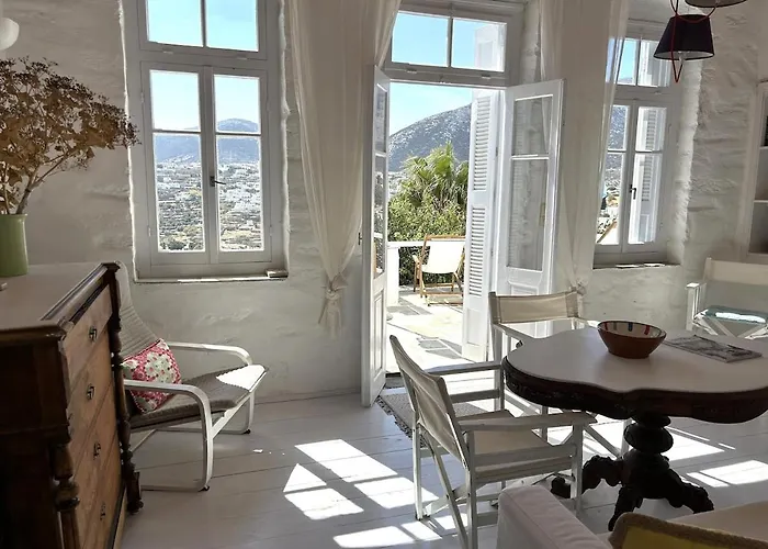 Traditional Cycladic House With A View *